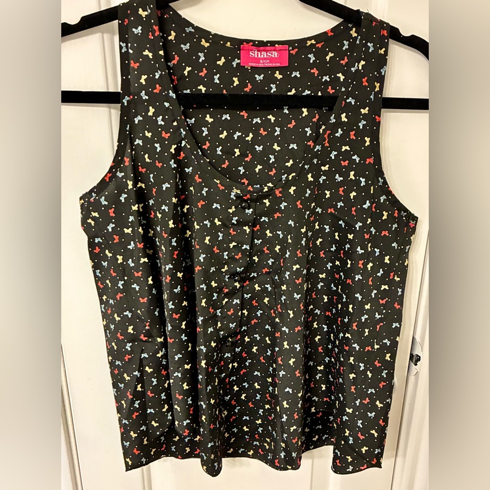 Shasa Black Top with Multicolor Bow Pattern